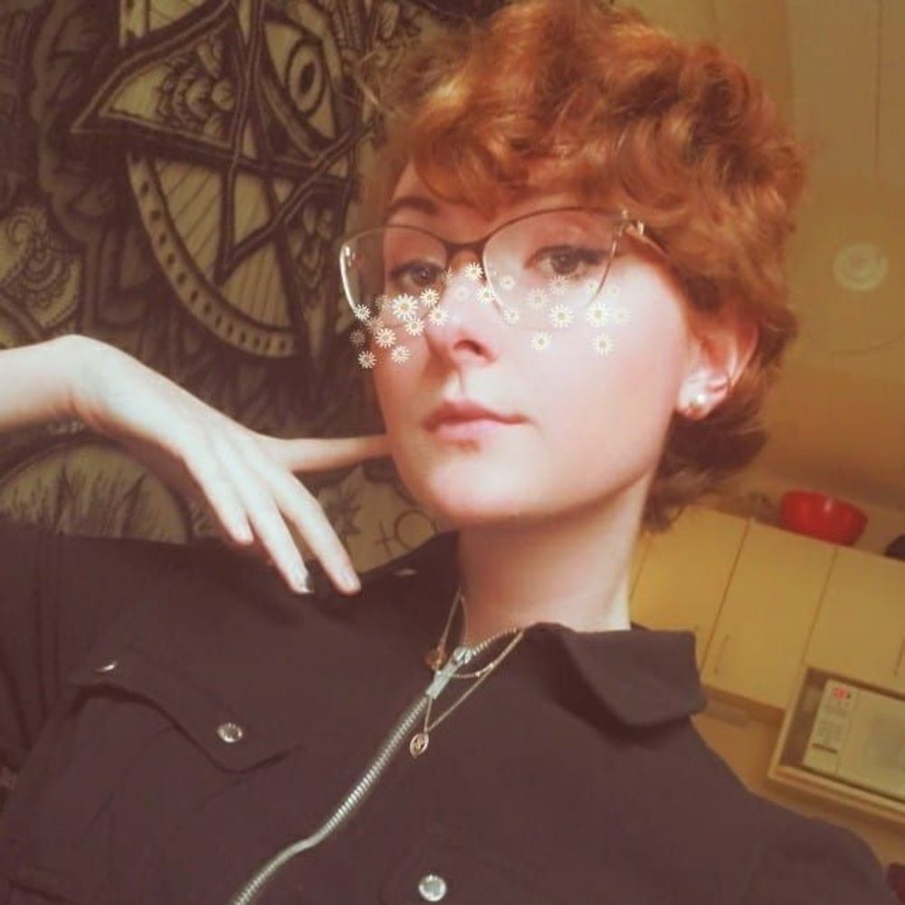 Meet your Posher, Ari